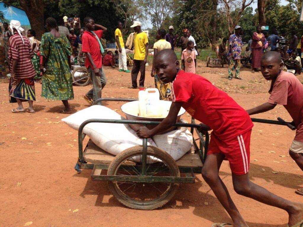 Repubblica Centrafricana: assistenza alimentare di emergenza raggiunge popolazione sfollata a causa delle violenze