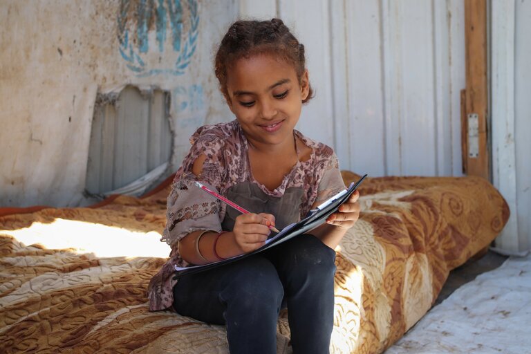 ‘Cari abitanti di questo mondo…’: due bambine yemenite ci scrivono
