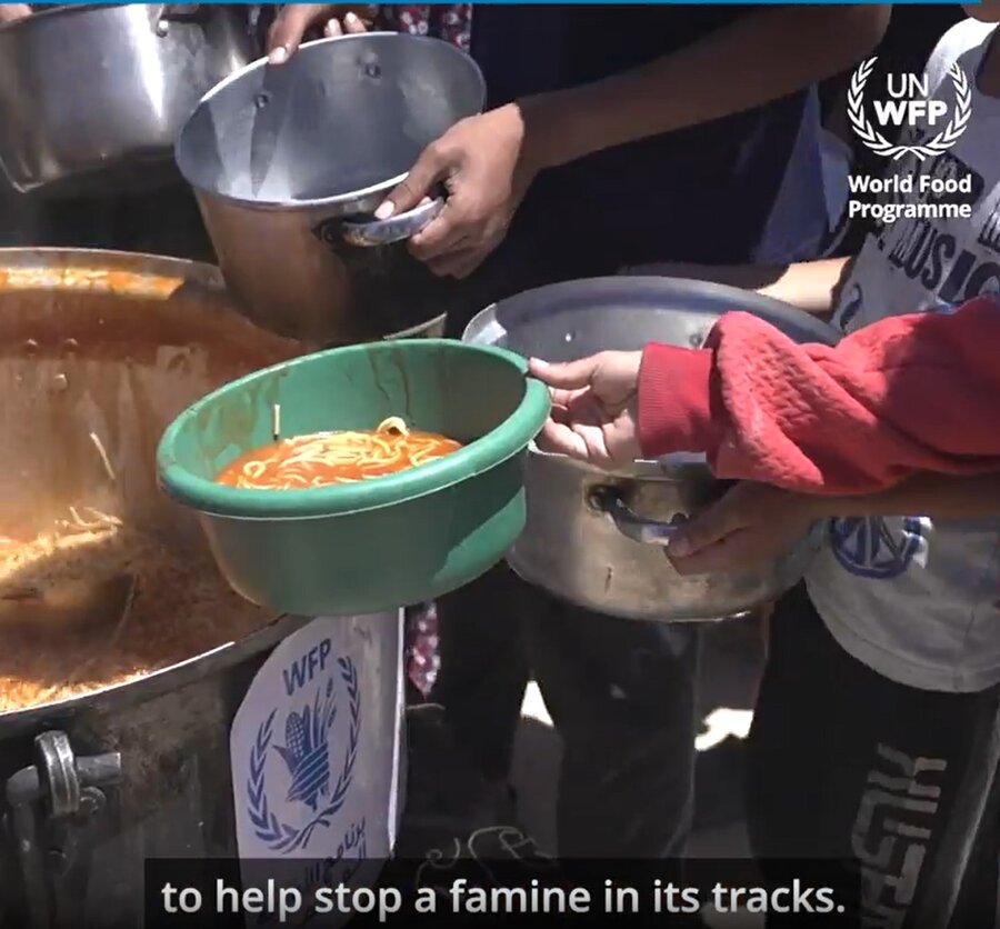Screenshot of food distribution in Gaza