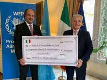 Imed Khanfir, Rappresentante e Direttore WFP in Algeria (sx) e l'Ambasciatore d'Italia in Algeria Pasquale Ferrara (dx)