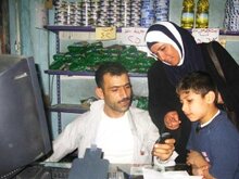 Siria: parte il progetto WFP dei buoni pasto via cellulare per gli iracheni rifugiati in Siria