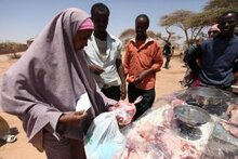 Somalia: voucher del WFP in aiuto a famiglie affamate e mercati locali