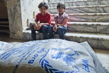Convoglio umanitario dalla Turchia per portare assistenza alimentare di urgenza nel nord-est della Siria